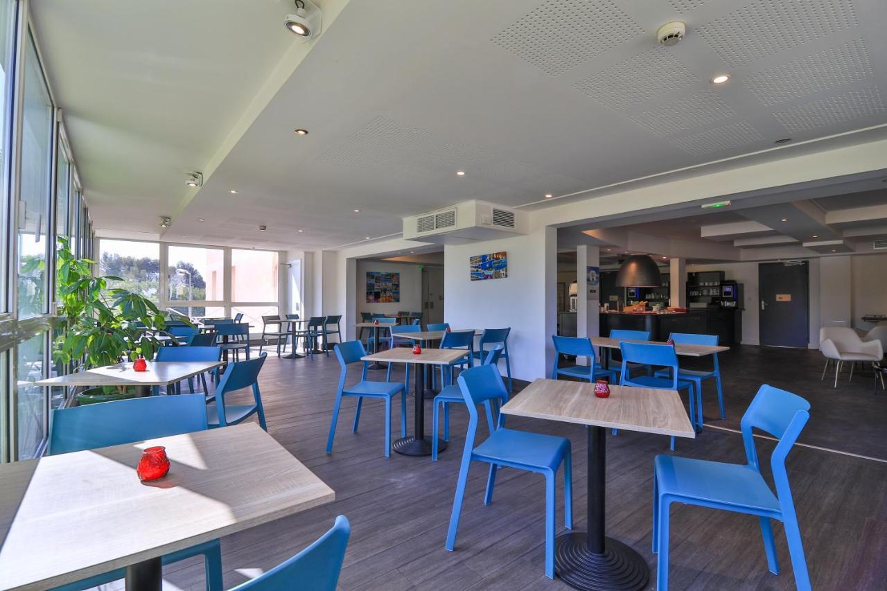 Hotel Restaurant Kyriad Frejus Ngoại thất bức ảnh